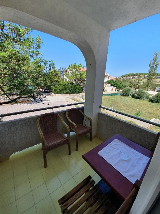 Guesthouse Dupin Vlašići Exterior foto